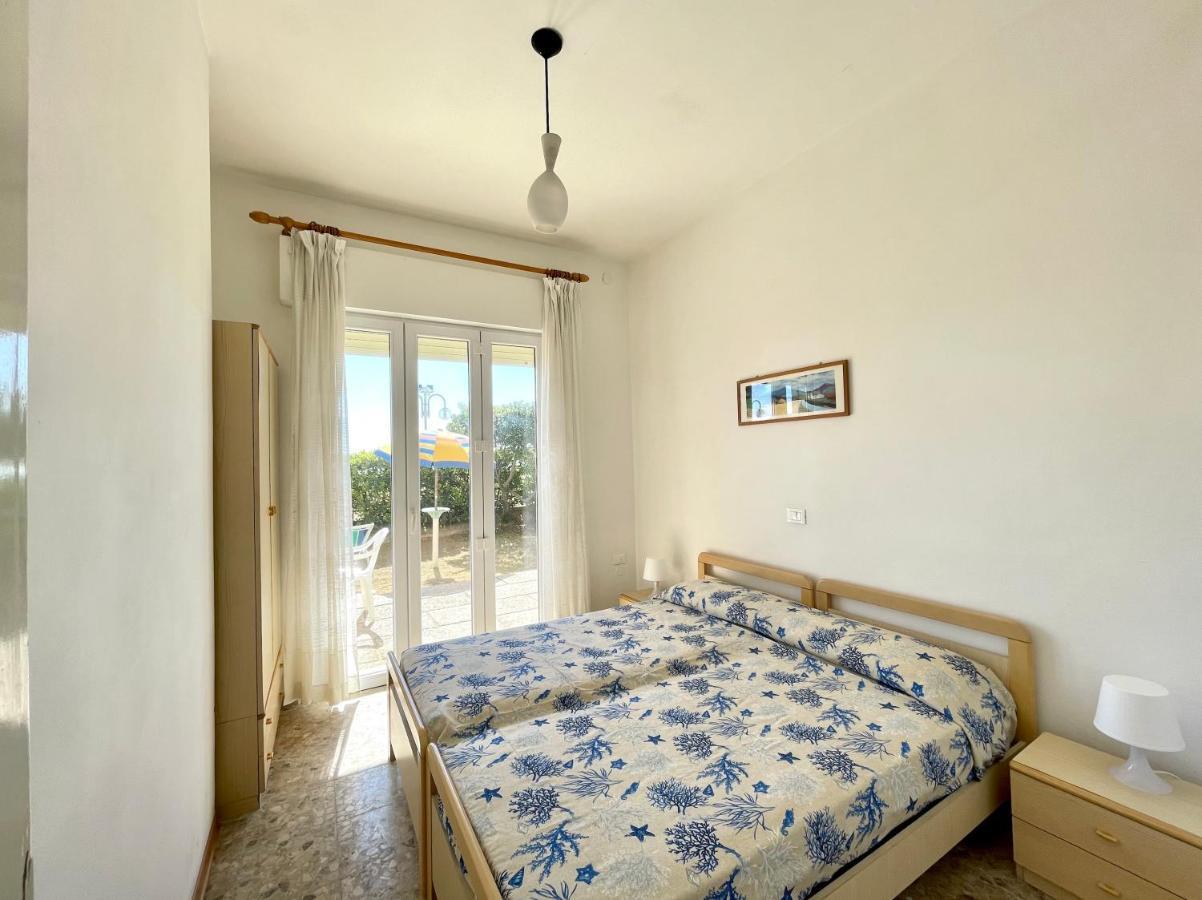 Villa Fronte Mare-Carraro Immobiliare Jesolo - Family Apartments Extérieur photo