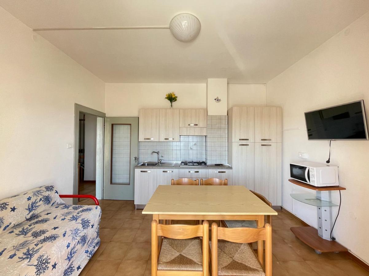 Villa Fronte Mare-Carraro Immobiliare Jesolo - Family Apartments Extérieur photo