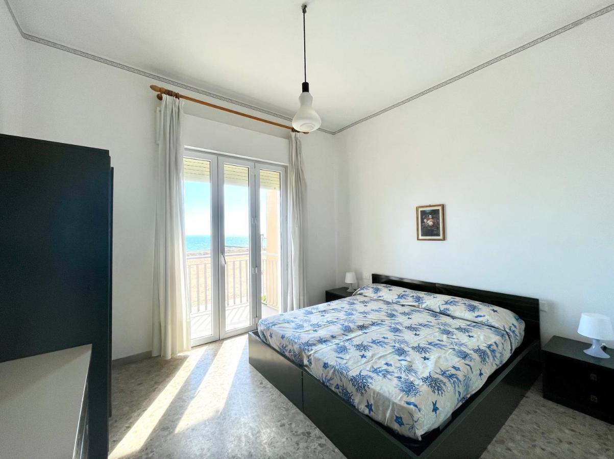 Villa Fronte Mare-Carraro Immobiliare Jesolo - Family Apartments Extérieur photo